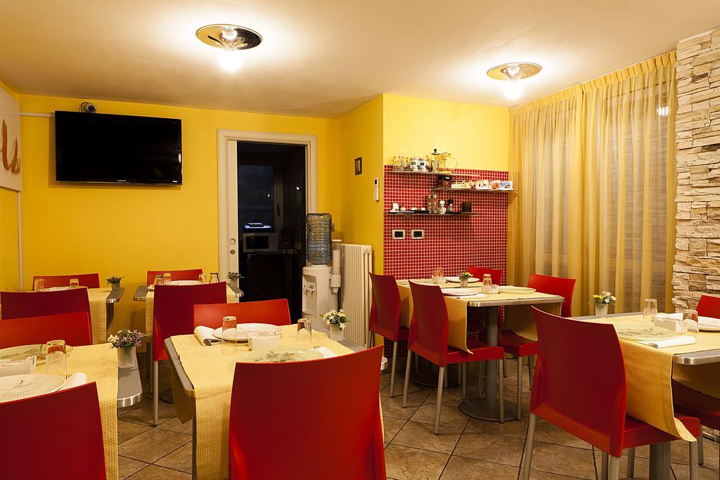 Santa Caterina Hotel Bergamo Buitenkant foto