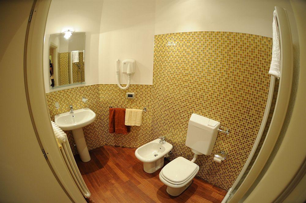 Santa Caterina Hotel Bergamo Buitenkant foto