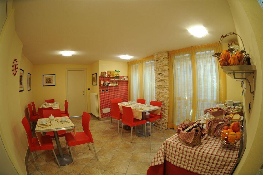 Santa Caterina Hotel Bergamo Buitenkant foto